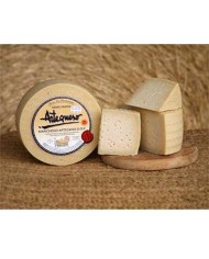 Цельный сыр DOP Manchego "Semi-Curado" 1 кг